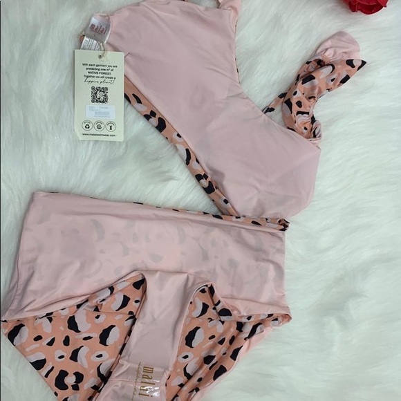 Anthropologie malai spotted bikini ruffle top and bottoms - Picture 13 of 16